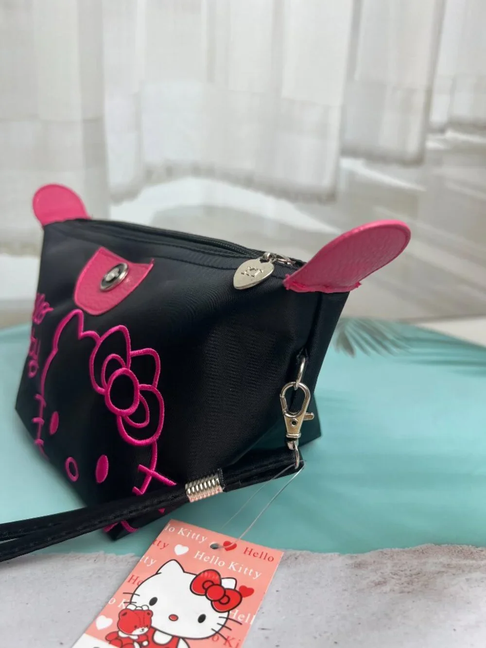 Hello Kitty MAKEUP BAG